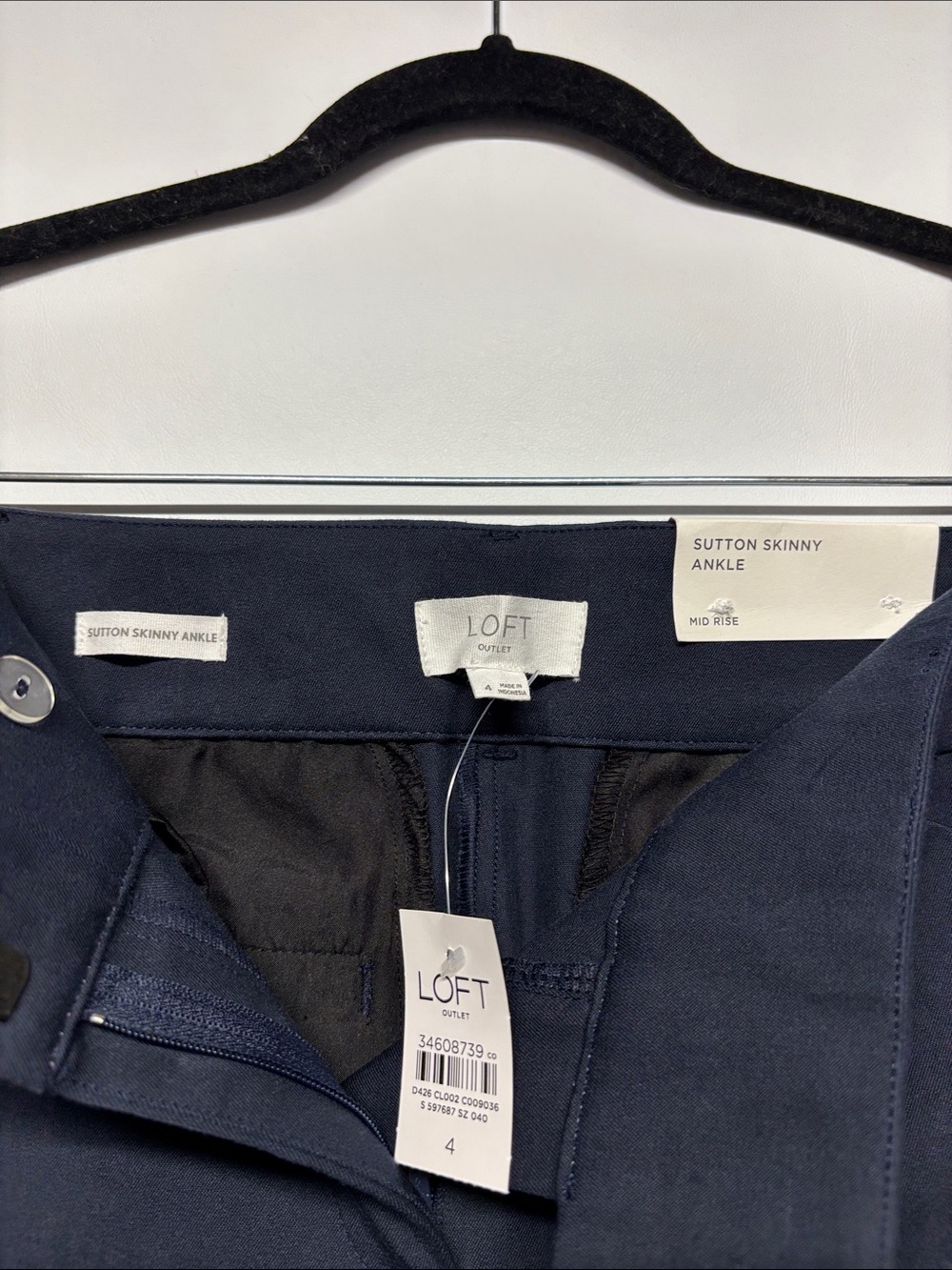 ✨ LOFT Outlet Sutton Skinny Ankle Mid Rise Pants Navy Size 4 NWT - Picture 9 of 15